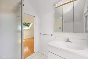 22 Keofferam Rd, Old Greenwich, CT 06870 - Photo 7