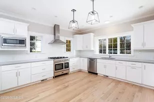 552 River Rd, Greenwich, CT 06807 - Photo 15