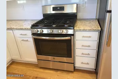 180 Hamilton Avenue #C, Greenwich, CT 06830 - Photo 5