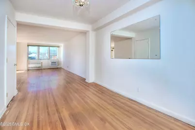 4 Putnam Hill #2B, Greenwich, CT 06830 - Photo 5