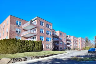 4 Putnam Hill, Greenwich, CT 06830 - Photo 25