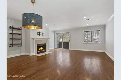 453 E Putnam Avenue #4H, Greenwich, CT 06807 - Photo 3