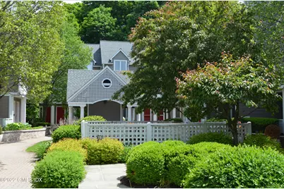 453 E Putnam Avenue #4H, Greenwich, CT 06807 - Photo 21