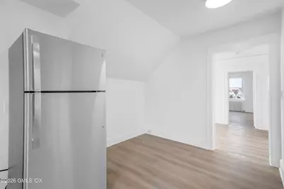 140 Hamilton Avenue #3, Greenwich, CT 06830 - Photo 3