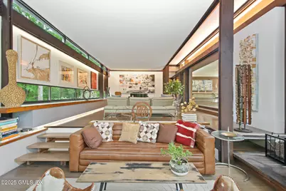 21 Hycliff Road, Greenwich, CT 06831 - Photo 5