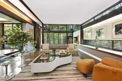 21 Hycliff Road, Greenwich, CT 06831 - Photo 3