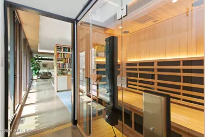 21 Hycliff Road, Greenwich, CT 06831 - Photo 11