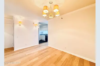 25 Forest Street #11M, Stamford, CT 06901 - Photo 7