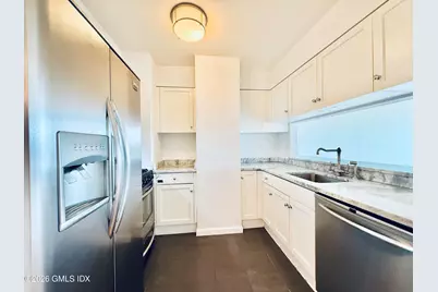 25 Forest Street #11M, Stamford, CT 06901 - Photo 5