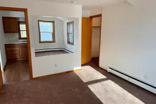 137 S Water St, Greenwich, CT 06830 - Photo 9