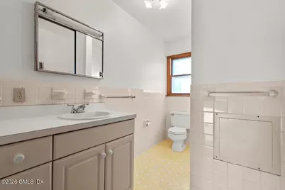 16 Harold Avenue #B, Greenwich, CT 06830 - Photo 11