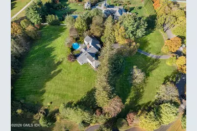 6 Reynwood Manor, Greenwich, CT 06831 - Photo 3