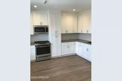 54 Greenwich Avenue #3rd Floor, Greenwich, CT 06830 - Photo 5