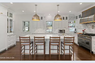 530 Round Hill Road, Greenwich, CT 06831 - Photo 9