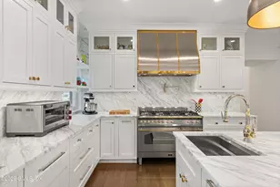 530 Round Hill Rd, Greenwich, CT 06831 - Photo 11