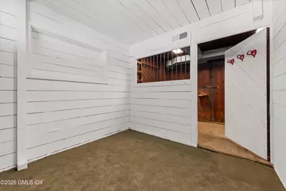 530 Round Hill Road, Greenwich, CT 06831 - Photo 55