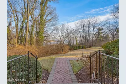 104 W Ritch Avenue #12, Greenwich, CT 06830 - Photo 17