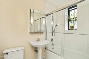 40 W Elm St, Greenwich, CT 06830 - Photo 25