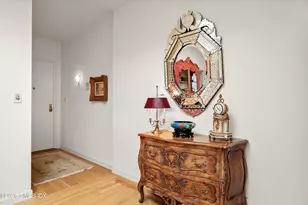 40 W Elm St, Greenwich, CT 06830 - Photo 5