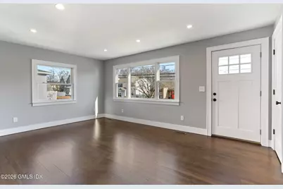 35 Euclid Avenue #A, Stamford, CT 06902 - Photo 3