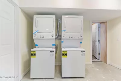 35 Euclid Avenue #B, Stamford, CT 06902 - Photo 19