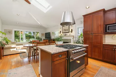 23 Westview Place, Greenwich, CT 06878 - Photo 15