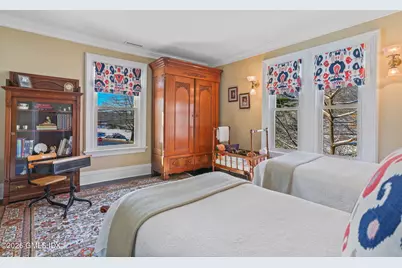 2 Forest Avenue, Old Greenwich, CT 06870 - Photo 31