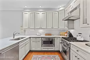 77 Havemeyer Ln, Stamford, CT 06902 - Photo 7