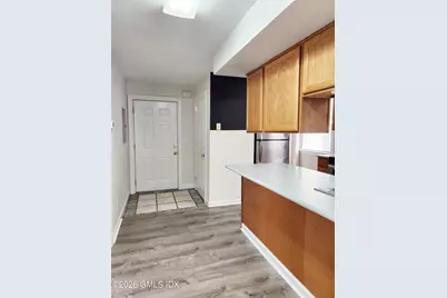 77 Valley Road #2, Greenwich, CT 06807 - Photo 5