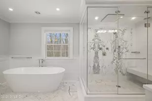 10 Wyckham Hill Ln, Greenwich, CT 06831 - Photo 15