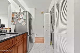 1465 E Putnam Ave, Old Greenwich, CT 06870 - Photo 9