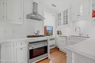 25 W Elm St, Greenwich, CT 06830 - Photo 7