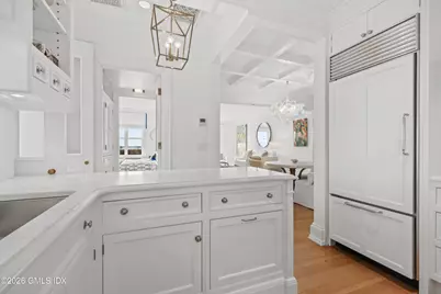 25 W Elm Street #65, Greenwich, CT 06830 - Photo 5