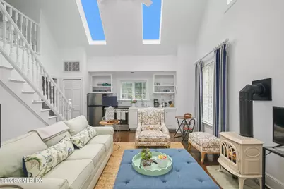 379 Round Hill Road, Greenwich, CT 06831 - Photo 23