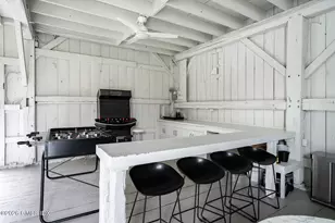 640 Round Hill Rd, Greenwich, CT 06831 - Photo 31