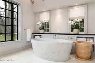 640 Round Hill Rd, Greenwich, CT 06831 - Photo 19