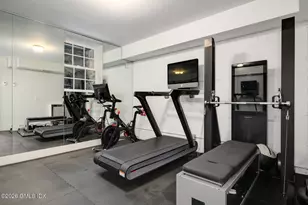 640 Round Hill Rd, Greenwich, CT 06831 - Photo 21