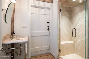 640 Round Hill Rd, Greenwich, CT 06831 - Photo 13