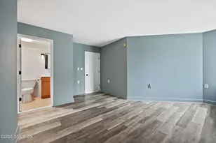 60 Strawberry Hill Ave, Stamford, CT 06902 - Photo 7