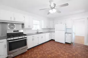 40 Orchard Pl, Greenwich, CT 06830 - Photo 3