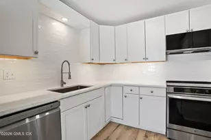 79 View Street Wes, Greenwich, CT 06830 - Photo 5