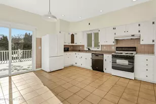 19 Valley Rd, Greenwich, CT 06807 - Photo 9