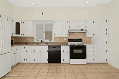 19 Valley Road #A, Greenwich, CT 06807 - Photo 13