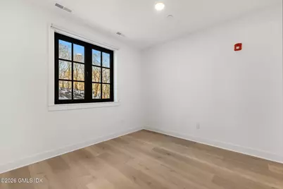 100 E Putnam Avenue #301, Greenwich, CT 06807 - Photo 11