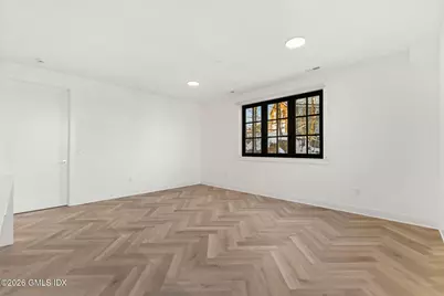 100 E Putnam Avenue #301, Greenwich, CT 06807 - Photo 7