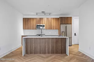 100 E Putnam Ave, Greenwich, CT 06807 - Photo 5