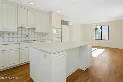 501 W Lyon Farm Drive #501, Greenwich, CT 06831 - Photo 11