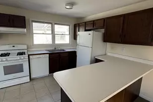 72 Connecticut Ave, Greenwich, CT 06830 - Photo 3