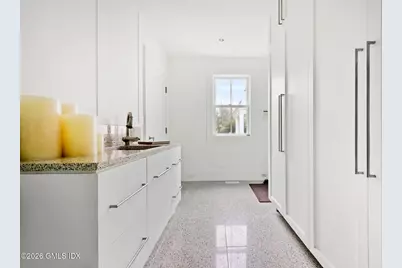 8 Old Round Hill Lane, Greenwich, CT 06831 - Photo 23