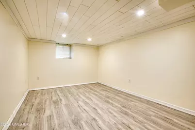 24 Hollow Wood Lane #2, Greenwich, CT 06831 - Photo 11